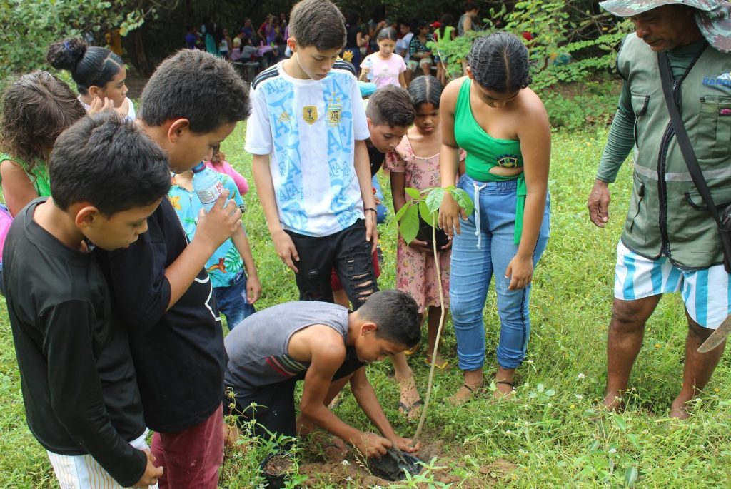 Secretaria Lavina Lisboa promove ação educativa e sustentável em comemoração ao Dia Mundial do Meio Ambiente